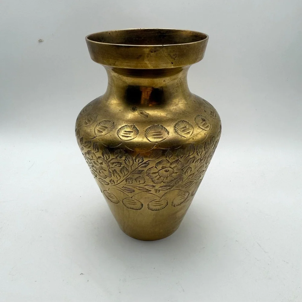 Vintage‎ Brass Vase Hand Etched Floral Design India Decorative Accent Home Decor